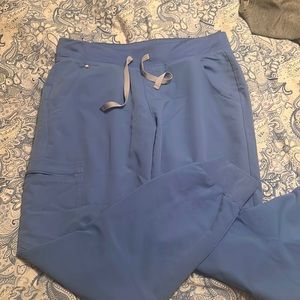Figs size M pants
